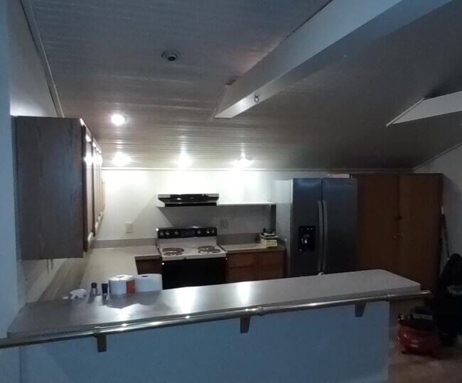 Kitchen - 7021 Center St