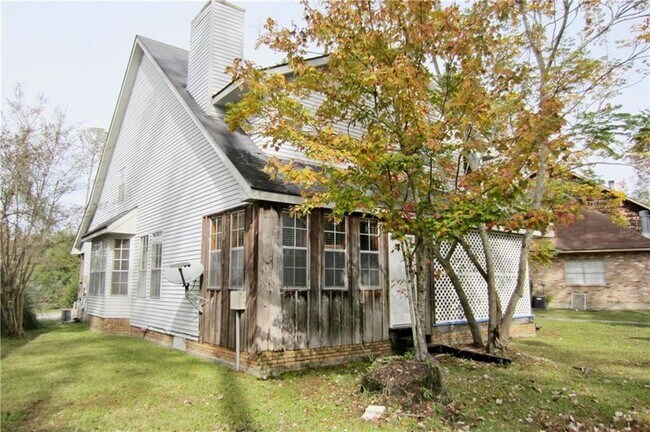 Foto del edificio - 35240 Bayou Liberty Rd