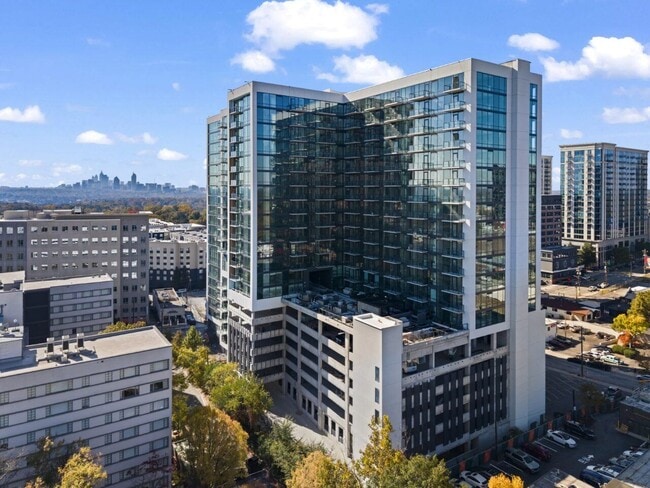 Building Photo - Grand 340