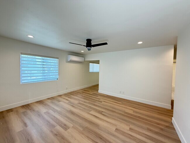 Foto del edificio - 3468 Juniper St