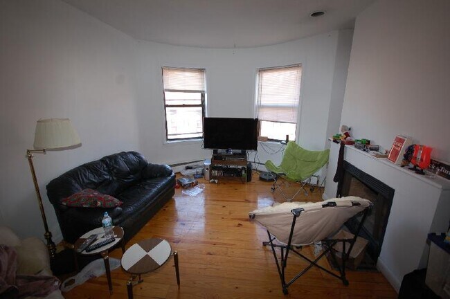 Building Photo - 610 Columbus Ave