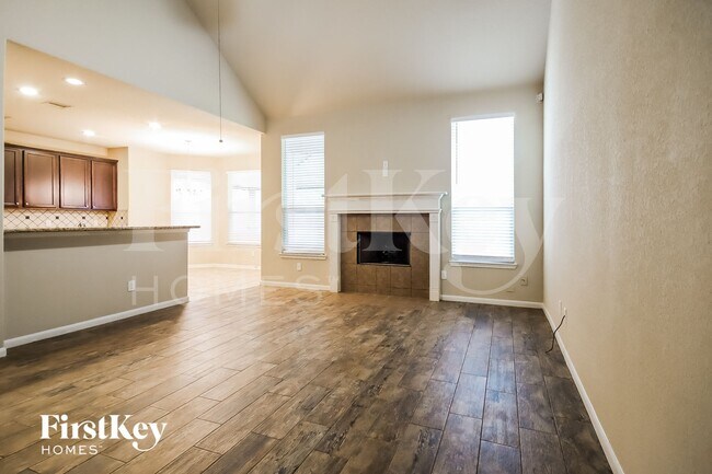 Building Photo - 15726 W Chamfer Way