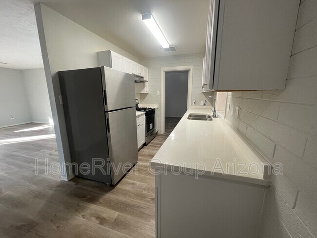 Foto del edificio - 5607 N 31st Ln