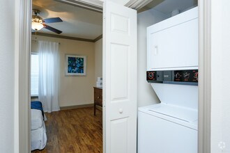 Crosley Tanglewood photo'