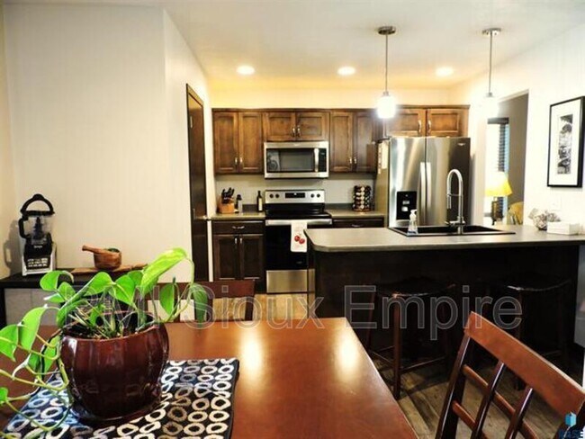 Foto del edificio - 9600 W Broek Dr