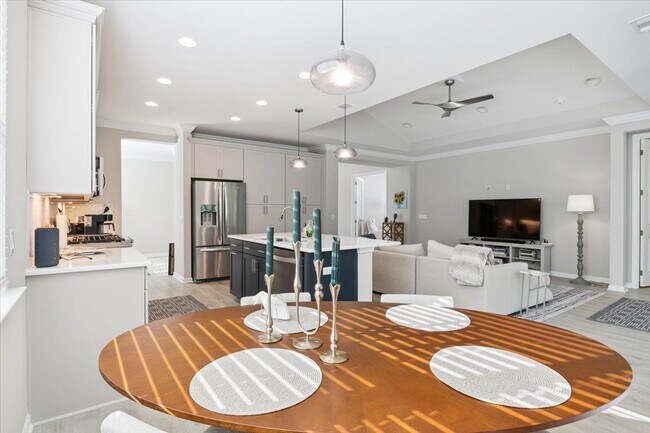 Foto del edificio - 731 Harborside Dr