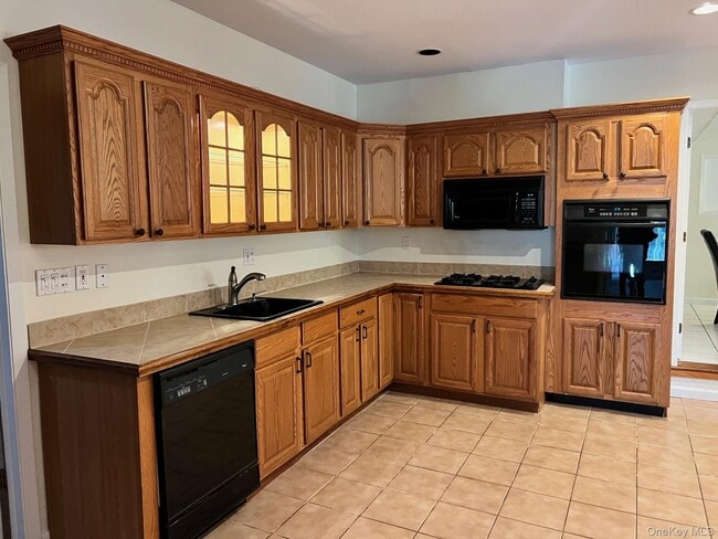 Foto del edificio - 111 Main St