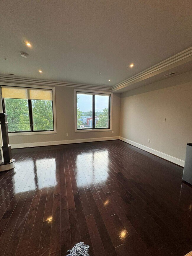 Foto del edificio - 4527 Georgia Ave NW