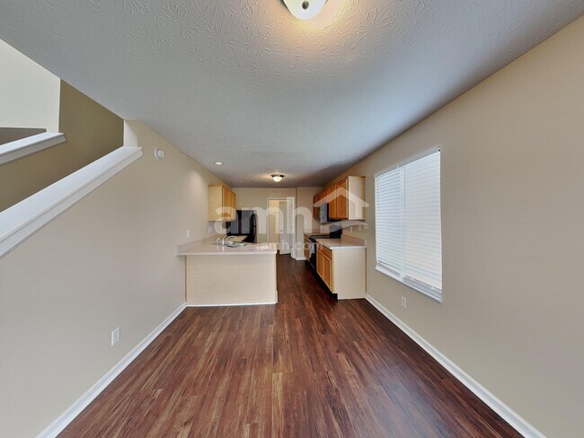 Foto del edificio - 6580 Dunsdin Dr