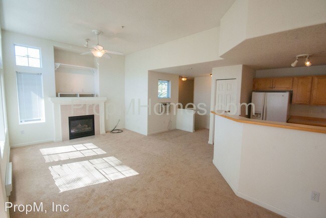 Building Photo - 14620 SW Sandhill Loop