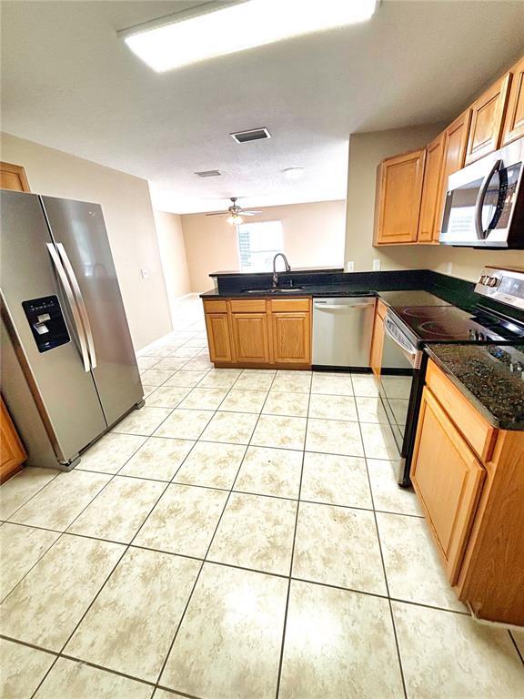 Foto del edificio - 516 Albatross Dr