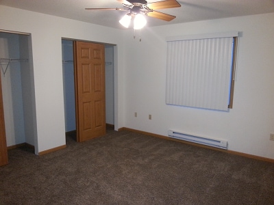 Building Photo - 920 W WI-16