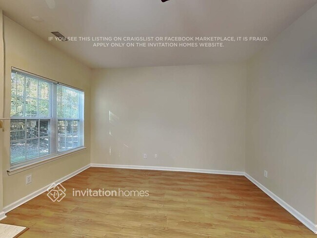 Building Photo - 3003 Early Rise Ave