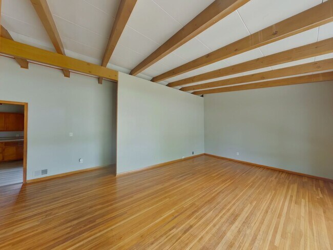 Foto del edificio - 2924 N Vassar Ave