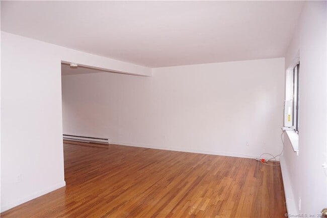 Building Photo - 150 Seaside Ave