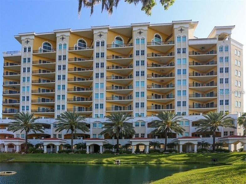 Foto principal - 501 Haben Blvd