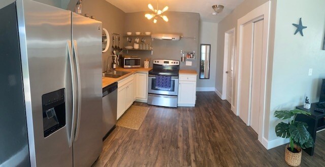 Foto del edificio - 637 75th Ave