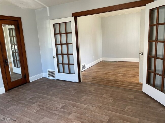 Building Photo - 1083 Stroman Ave