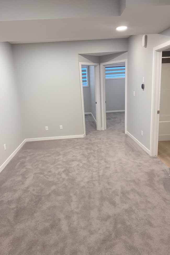 Building Photo - 8662 Edgemont Link NW