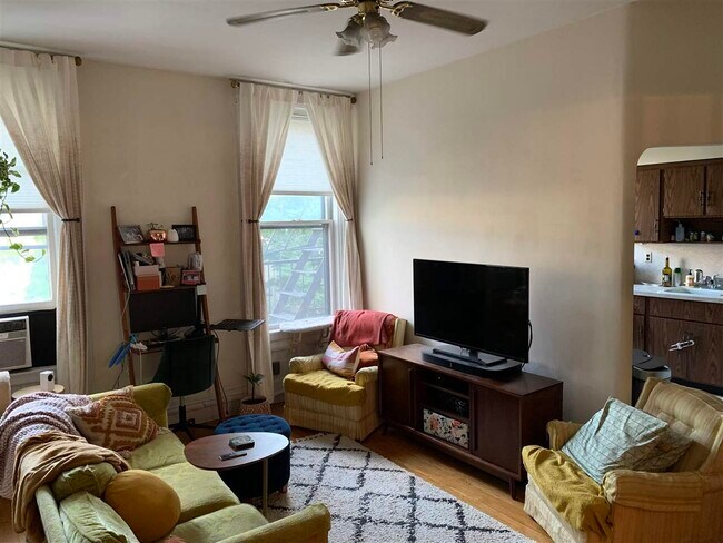 Foto del edificio - 1017 Park Ave