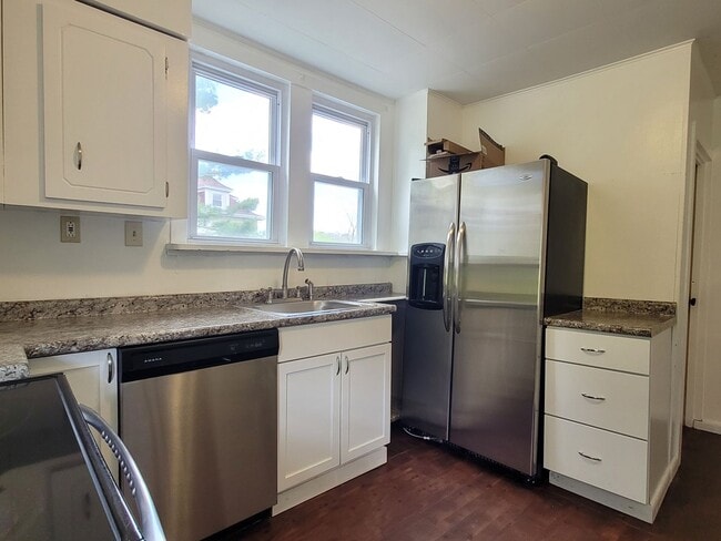 Photo - 3138 Wabash Avenue House