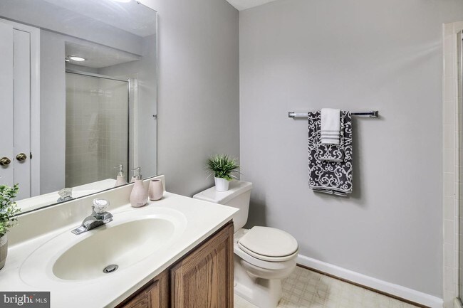Foto del edificio - 8038 Brightfield Rd