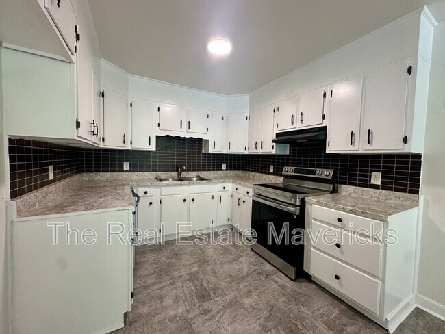 Building Photo - 3950 Arbor Pl Ln