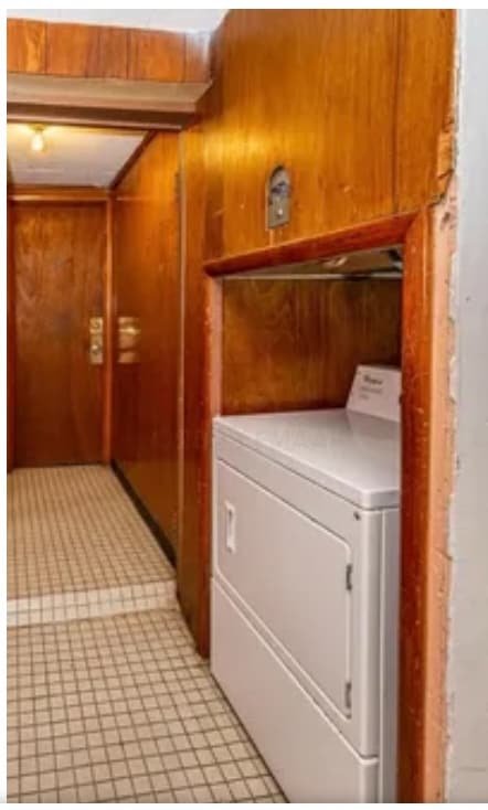 Building Photo - 1221 10th Ave N