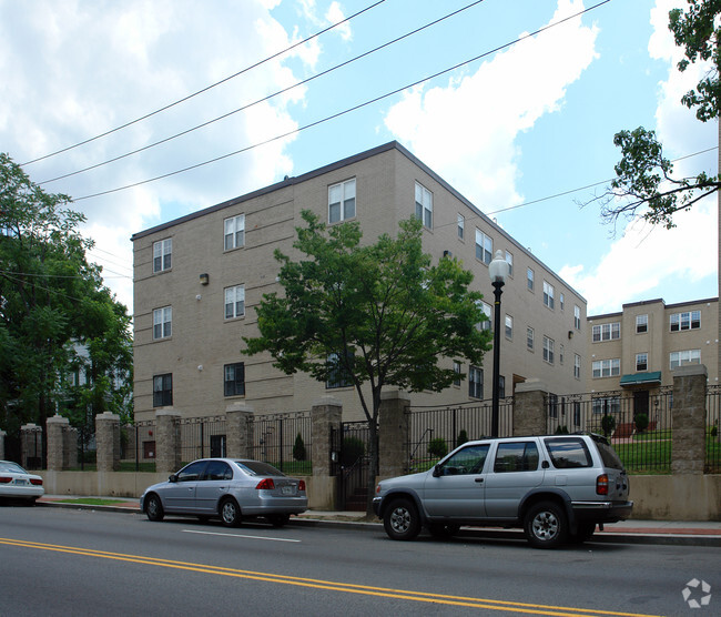 Building Photo - Eastern Plaza Condominiums