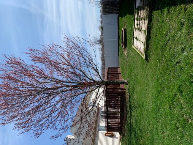 Foto del edificio - 3216 Hunter Rd