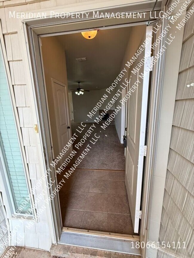 Building Photo - Spacious 3/2/2 home in Frenship School Dis...