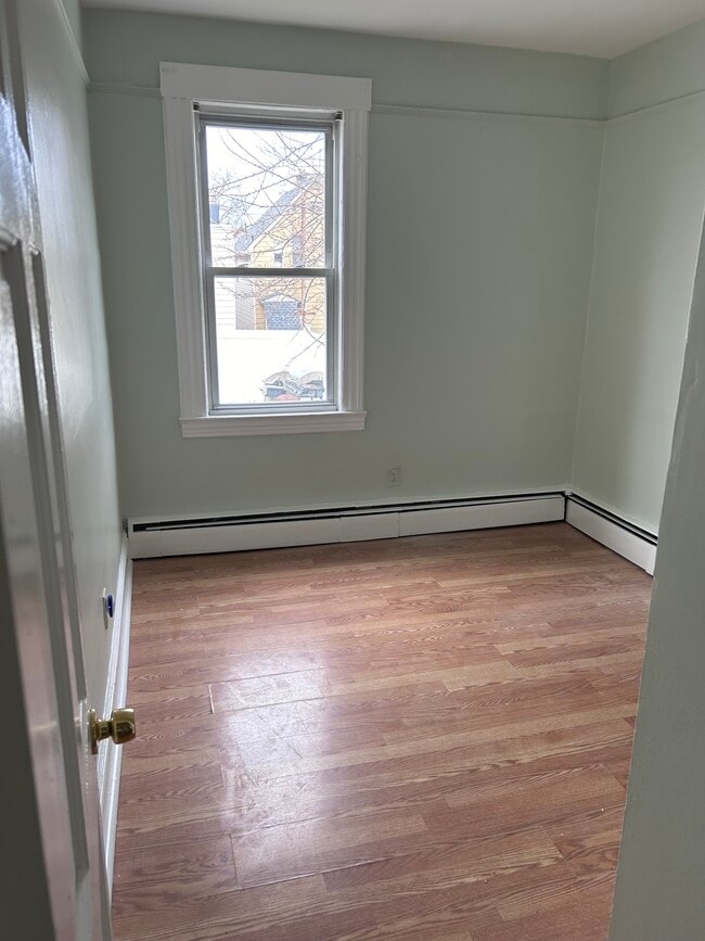 Building Photo - 195 Cambridge Ave