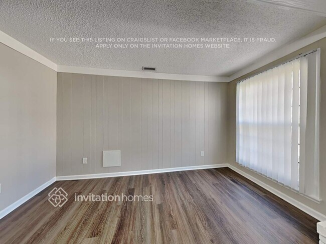 Foto del edificio - 123 Woodvale Dr