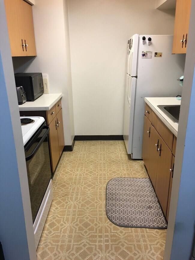 2025 Sanlin Dr Unit 2025, Coraopolis, PA 15108 Condo for Rent in