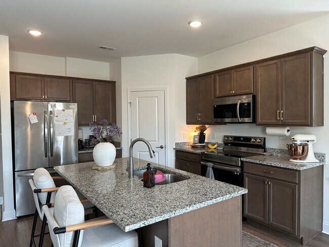 Foto del edificio - 1615 Mountain Quail Cir