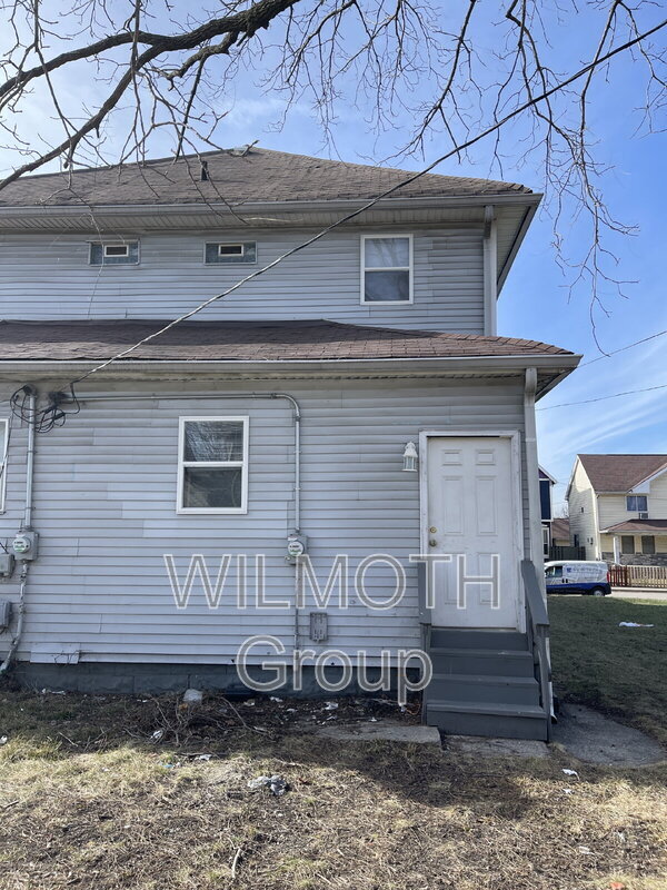 Building Photo - 37 N Randolph St