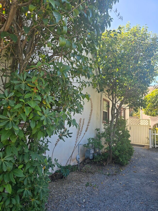 Foto del edificio - 2164 Waldon St