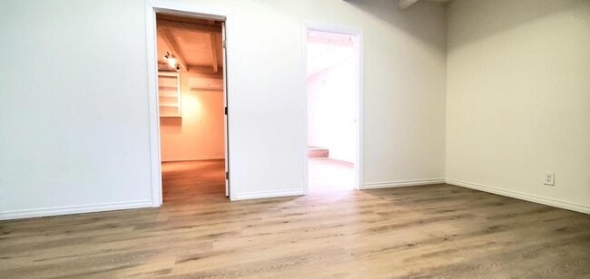 Building Photo - 2311 El Paseo