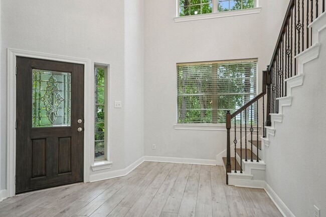 Building Photo - 90 Panterra Way