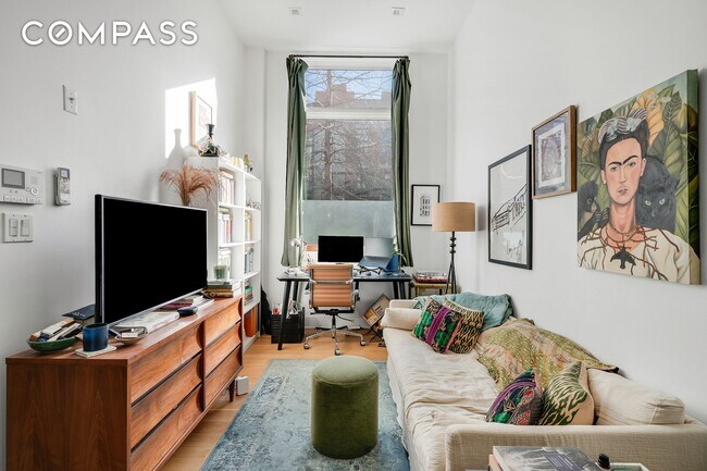 Foto del edificio - 622 Grand Ave