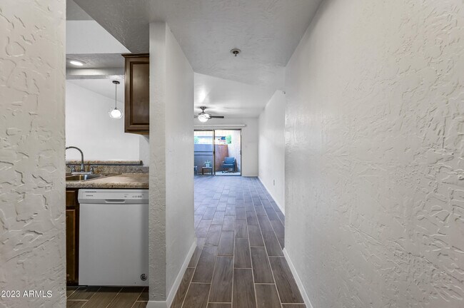 Building Photo - 7494 E Earll Dr
