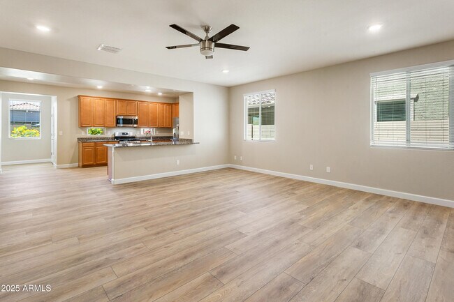 Foto del edificio - 4139 W Granite Basin Dr