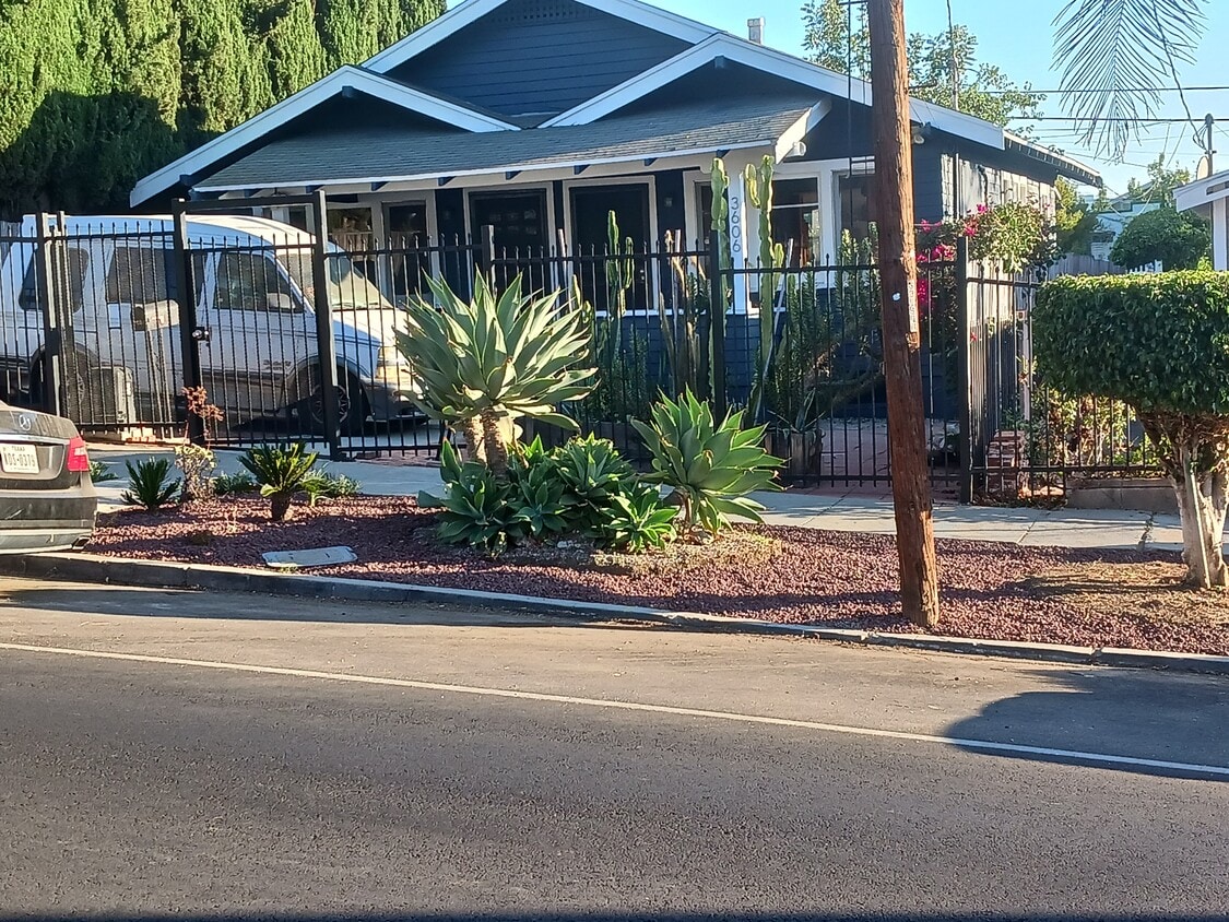 Front of house - 3606 Bellevue Ave