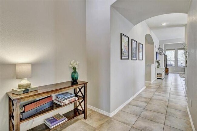 Building Photo - 1402 Terrace View Dr