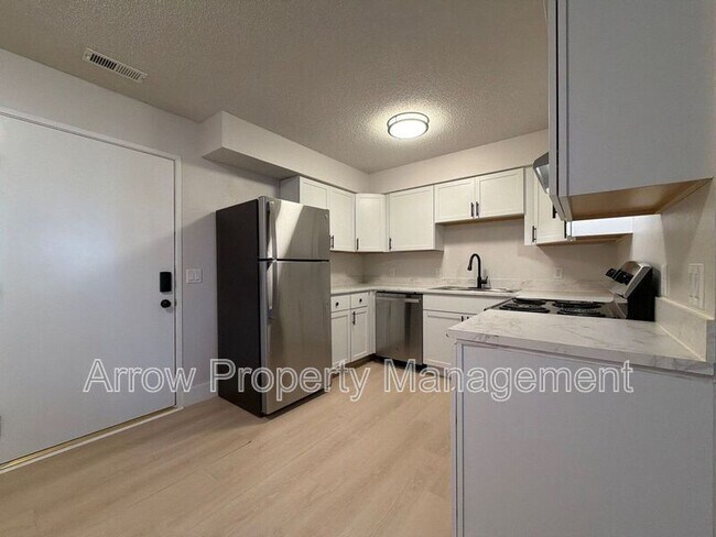 Foto del edificio - 515 W Saunders Ave