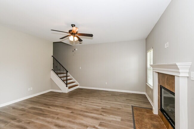 Building Photo - 6092 Vera Ln