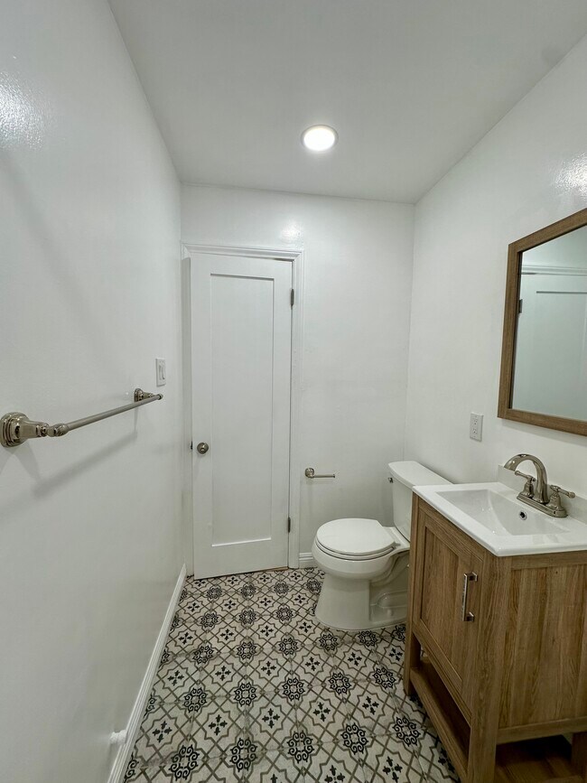 Foto del edificio - 1537 Freeman Ave