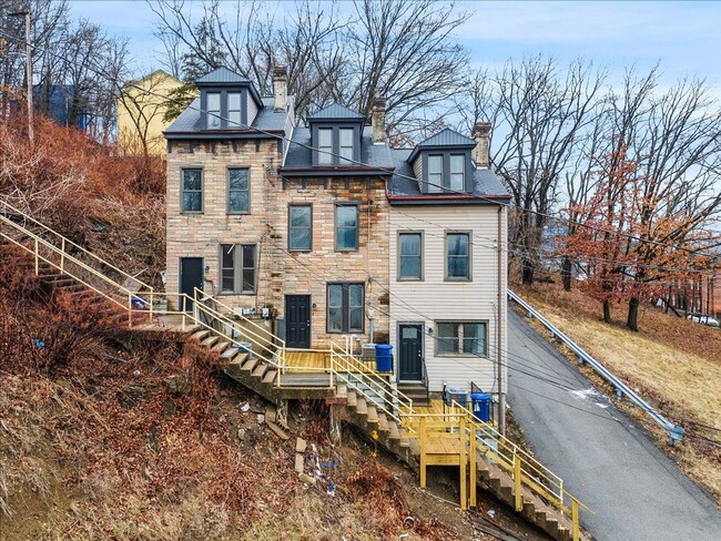 Foto del edificio - 1914-1918 B Street