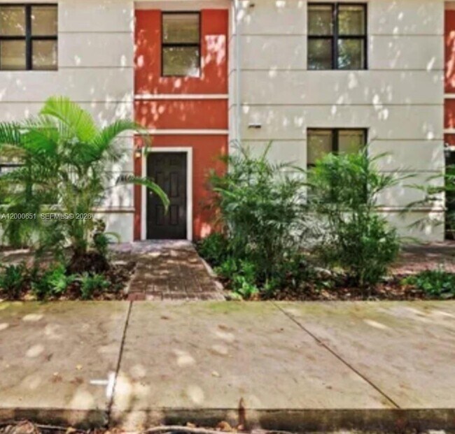 Foto del edificio - 888 Douglas Rd