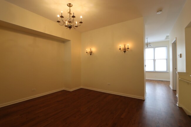 Building Photo - 1207 W Lexington St
